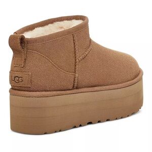 UGG
Women's Classic Ultra Mini Platform Boot
